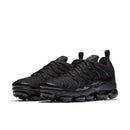 Nike Air vapormax plus “triple black