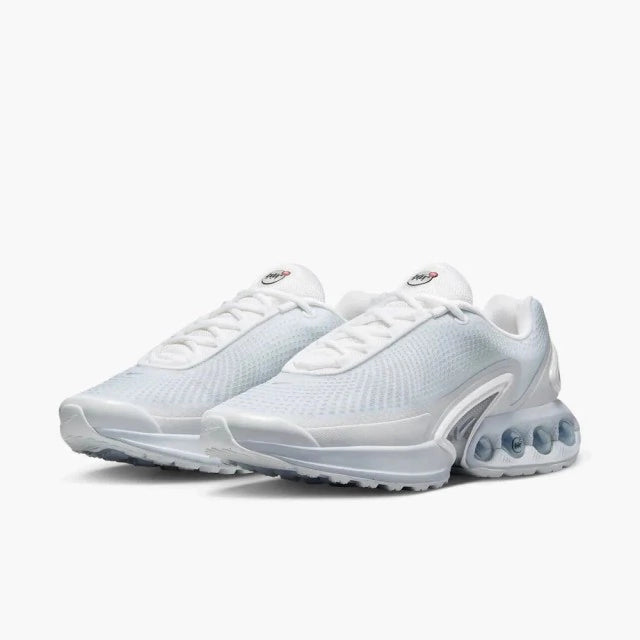 Air max DN “Triple white”