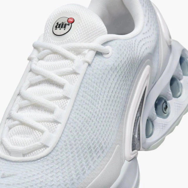 Air max DN “Triple white”